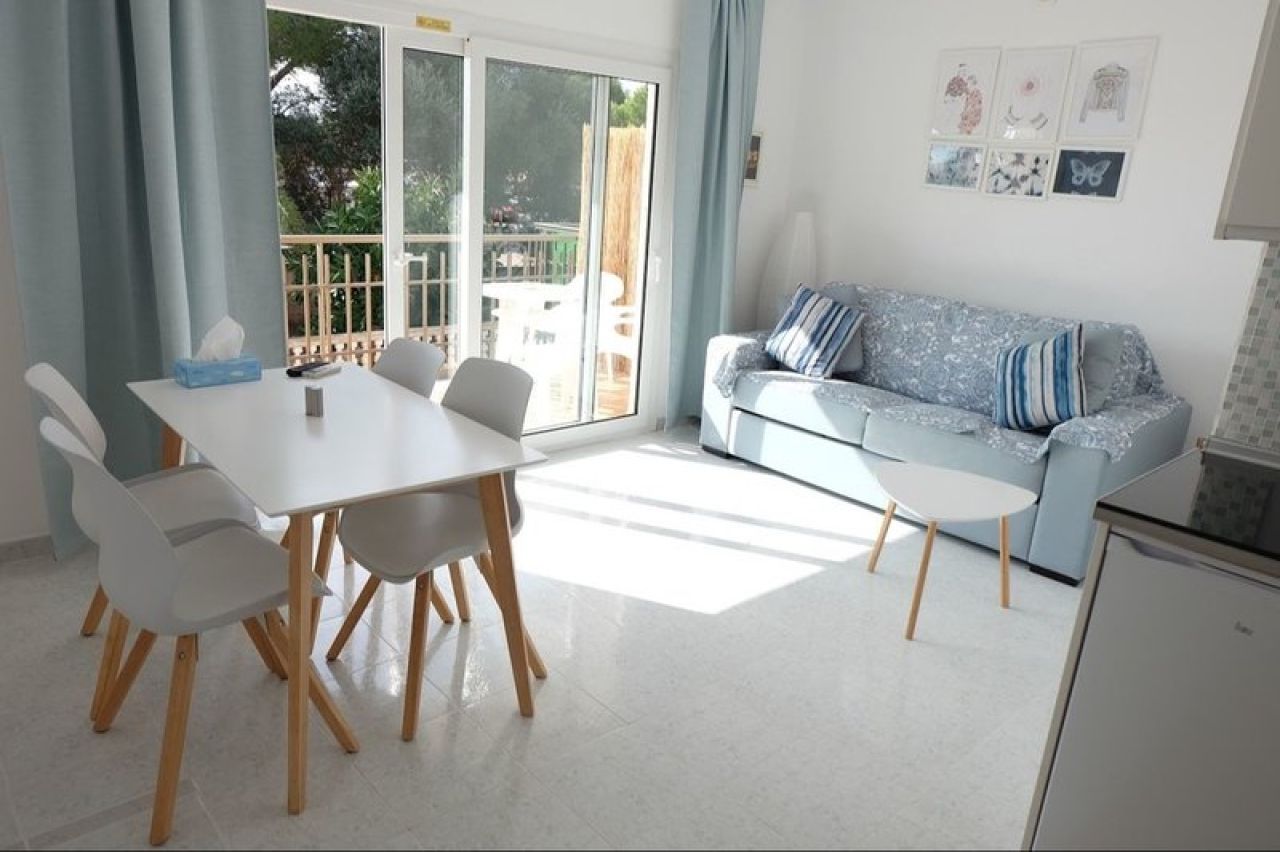 M3P5050 FeWo in Portocolom mit Gem. Pool; max. 2 Personen