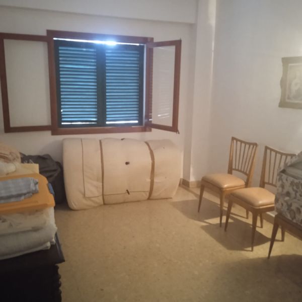 M6PVK5310 Renovierungsbedürftige 5-SZ Whg. im 4.ten Stock (Aufzug) im Zentrum von Palma zum Kauf