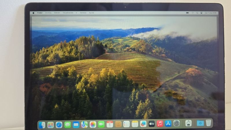 MacBook Air 13” in sehr gutem Zustand, funktioniert einwandfrei.