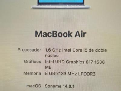 MacBook Air 13” in sehr gutem Zustand, funktioniert einwandfrei.