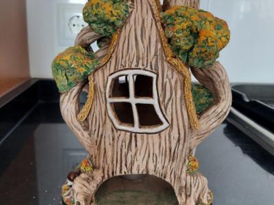 Märchenhaus Duftlampe – für Öl, Räucherkegel und Räucherstäbchen