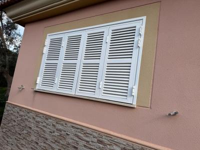 Mallorca aluminum shutter white