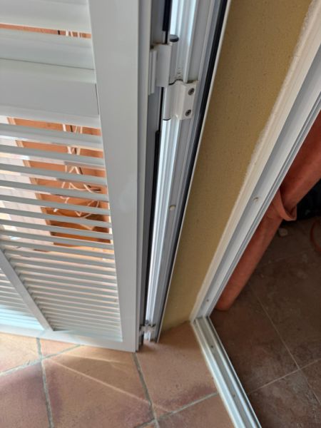 Mallorca aluminum shutter white