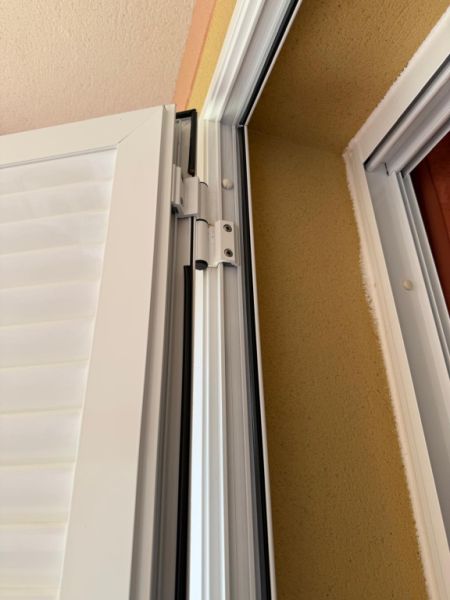 Mallorca aluminum shutter white