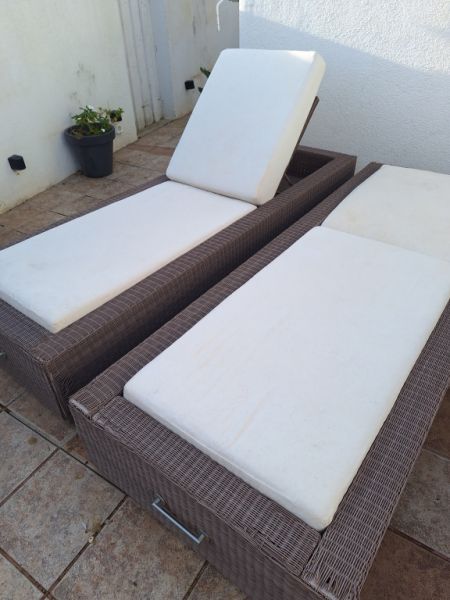 Manutti 2 Luxury Loungers
