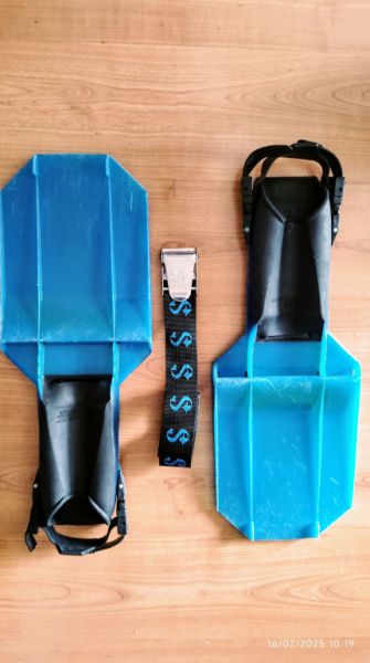 Branded Diving Equipment.