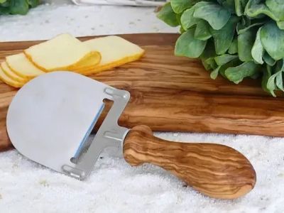 Marktgänger für Artikel aus Olivenholz