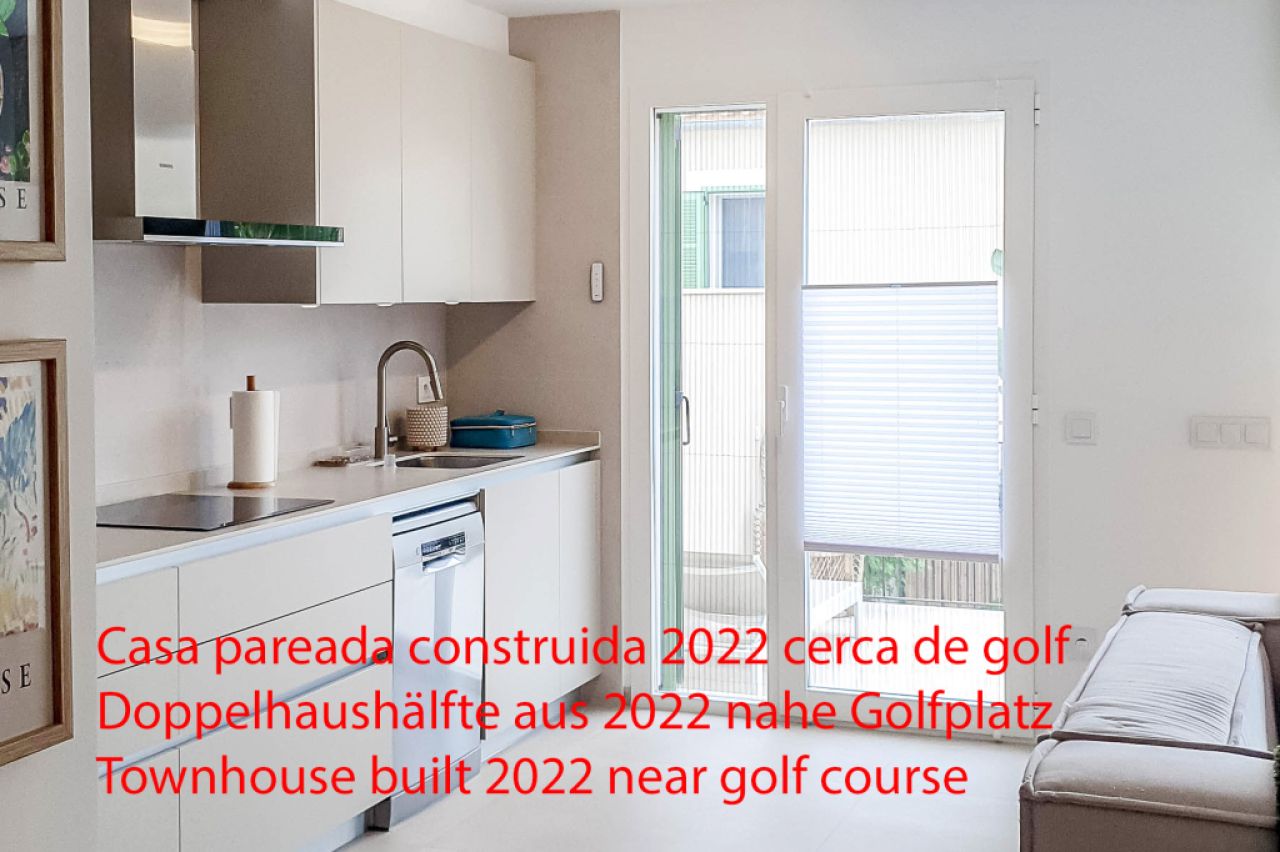 MARRATXI: Gepflegtes 4 SZ-Stadthaus mit Pool  im Palma-Radius zu verkaufen (Neubau aus 2022)