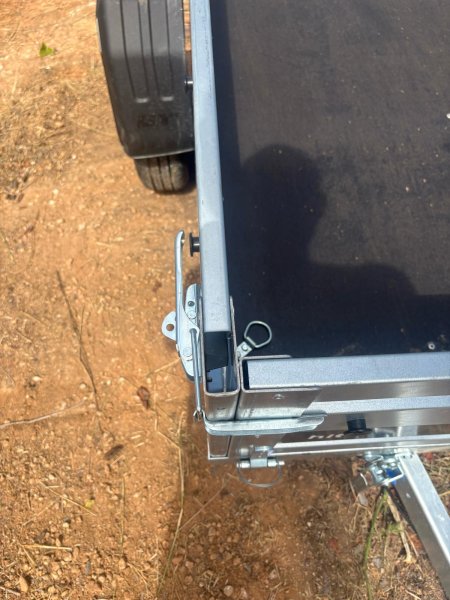 Martz Hit 200 Tipping Trailer 750kg