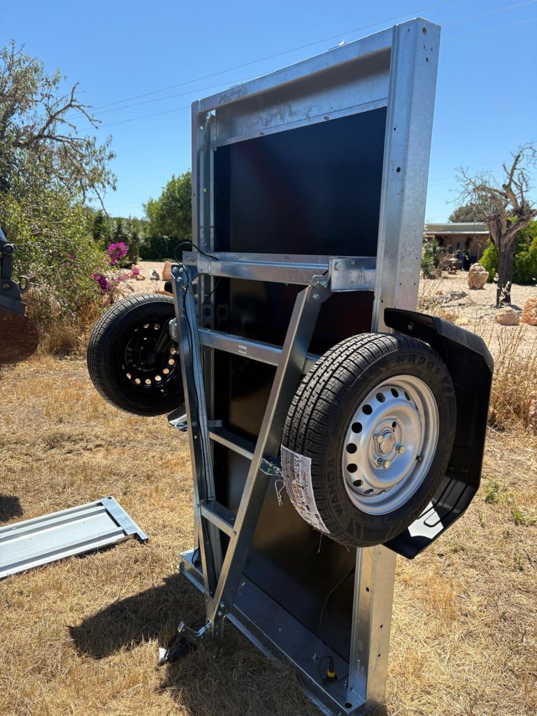 Martz Hit 200 Tipping Trailer 750kg