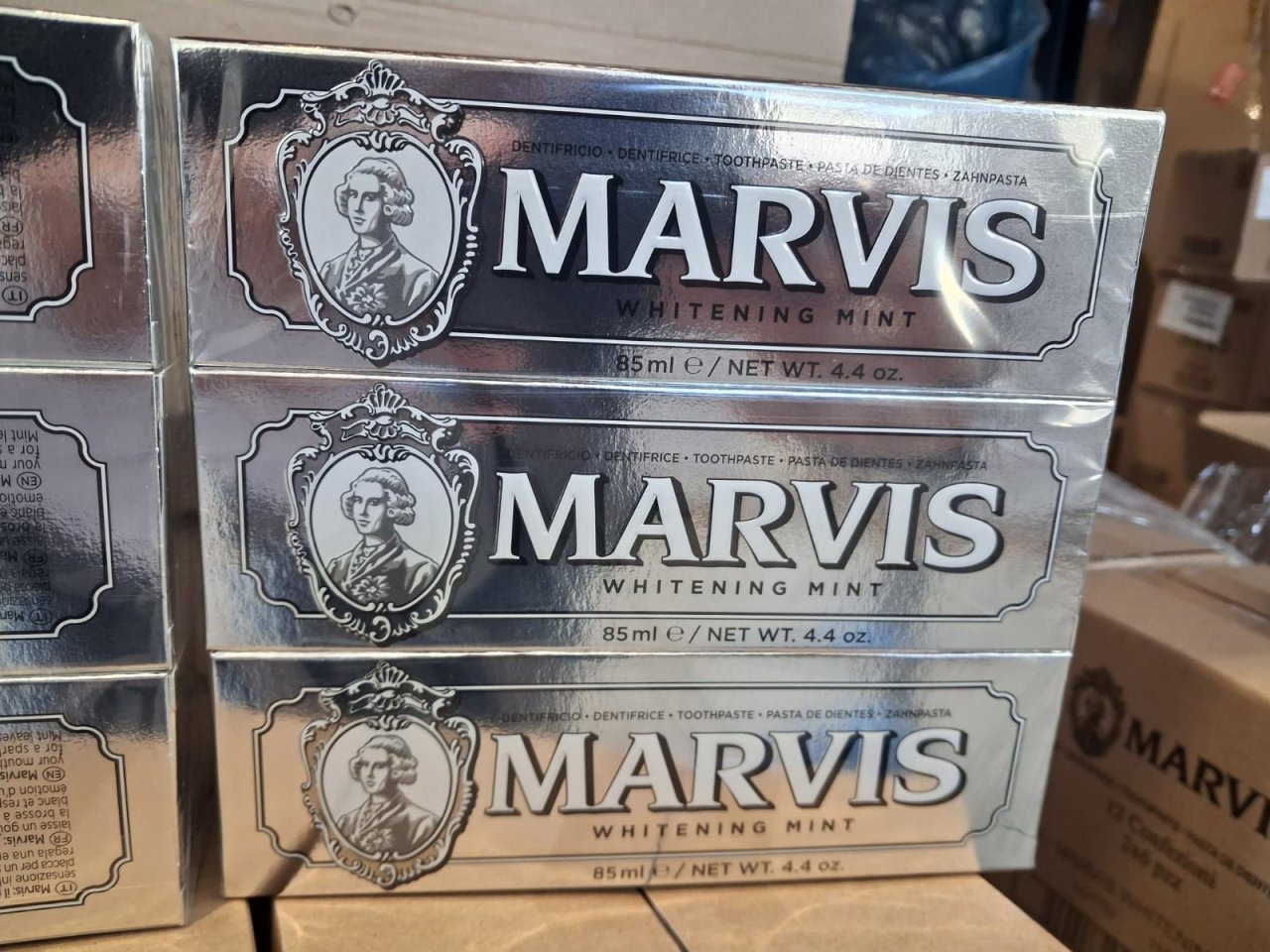 MARVIS Whitening Mint | Pasta de dientes italiana con frescor ártico de menta, AUTÉNTICA