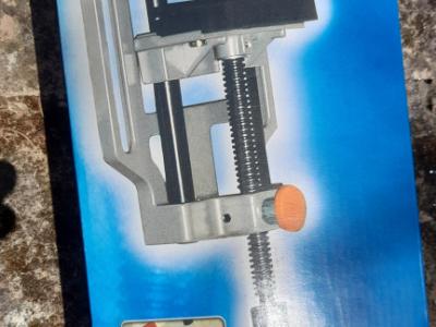 Maschinenschraubstock