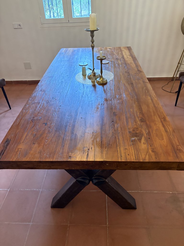 Massiver Esstisch 220x100 cm  Gerken WohndesigN