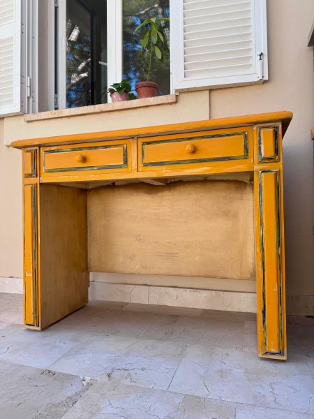 Massivholz-Schreibtisch / Konsolentisch in Orangegelb mit blau (Vintage / Shabby Chic)