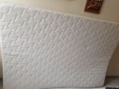 Matratze 140 x 200