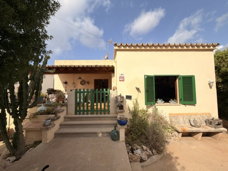 Mediterranes Haus mit viel Potenzial in Sa Ràpita, nahe dem Meer