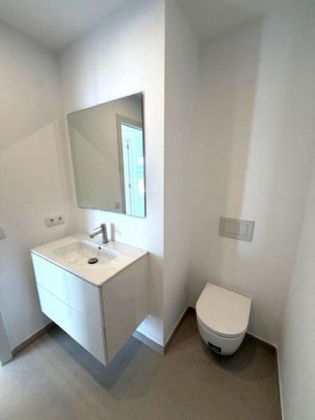 Sea-view apartment