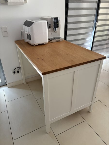 Mehrere Möbel, Bett,Couch,Kommode,Schrank,Pergola,Whirlpool,Grill,usw.