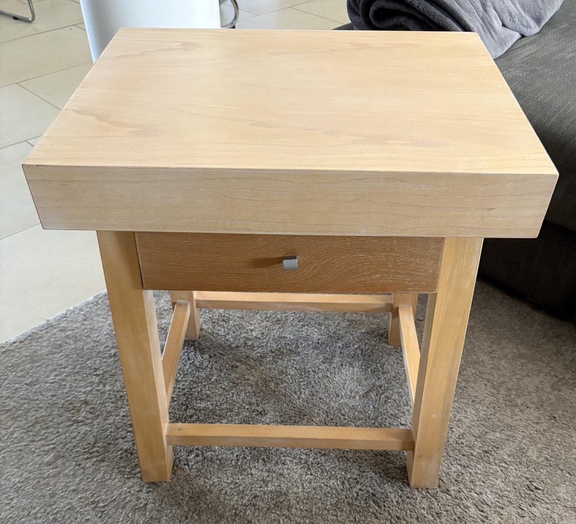 Mehrere Möbel, Bett,Couch,Kommode,Schrank,Pergola,Whirlpool,Grill,usw.