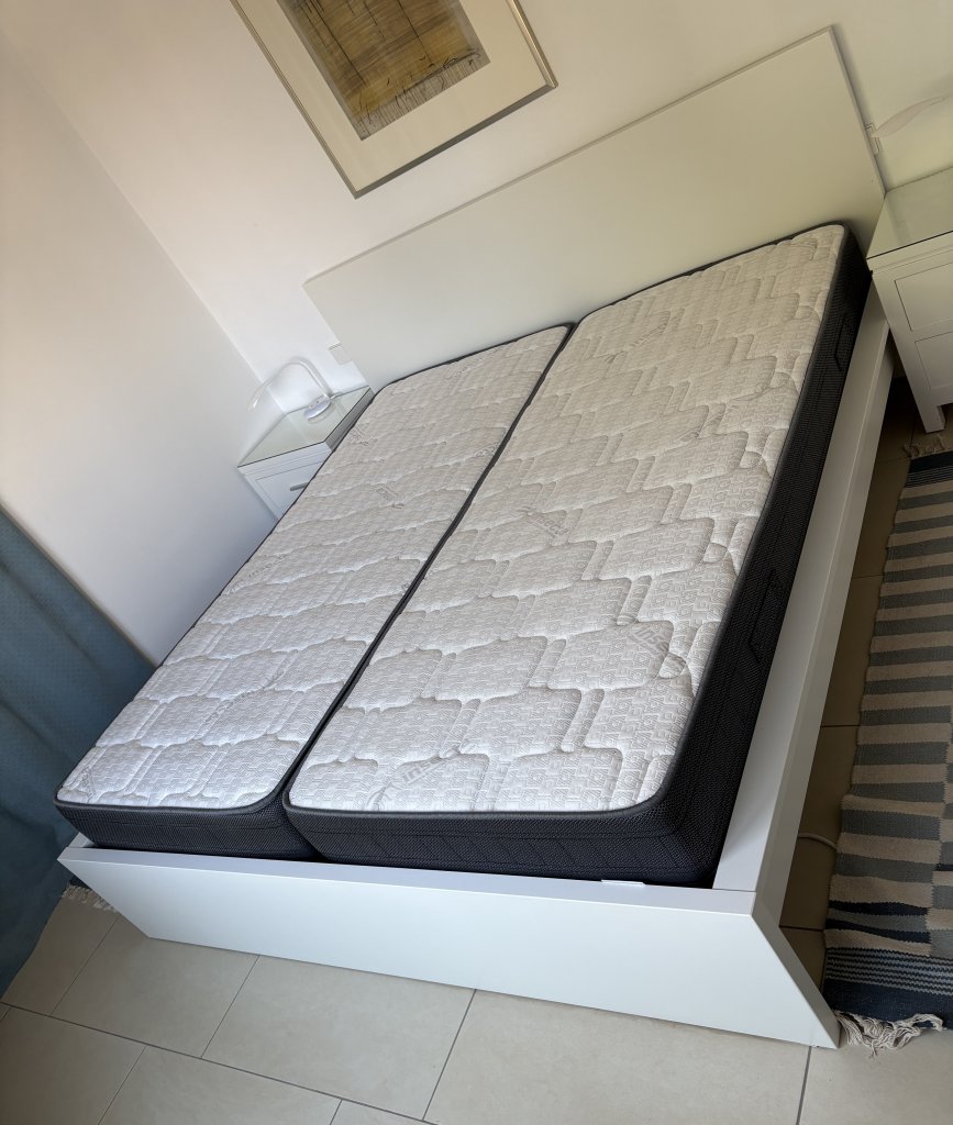 Mehrere Möbel, Bett,Couch,Kommode,Schrank,Pergola,Whirlpool,Grill,usw.
