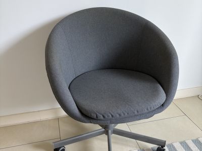 Mehrere Möbel, Bett,Couch,Kommode,Schrank,Pergola,Whirlpool,Grill,usw.