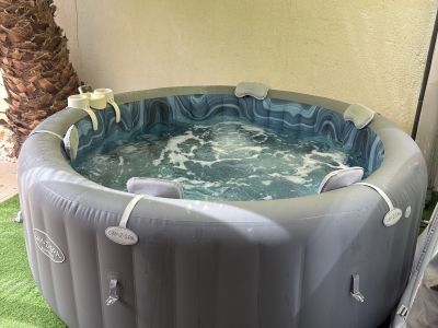 Mehrere Möbel, Bett,Couch,Kommode,Schrank,Pergola,Whirlpool,Grill,usw.