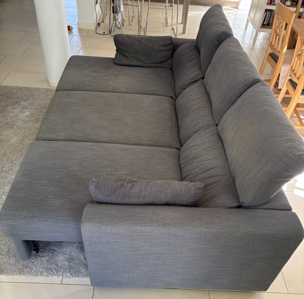 Mehrere Möbel, Bett,Couch,Kommode,Schrank,Pergola,Whirlpool,Grill,usw.