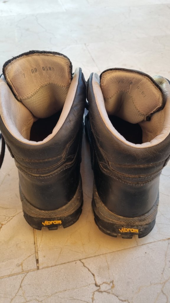 Meindl Ohio Lady Wanderschuhe / Stiefel Gr. 40,5 (UK 7)  Leder / Vibram