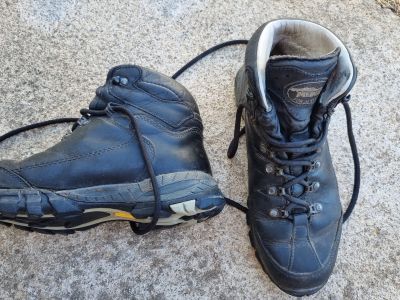 Meindl Ohio Lady Wanderschuhe / Stiefel Gr. 40,5 (UK 7) Leder / Vibram
