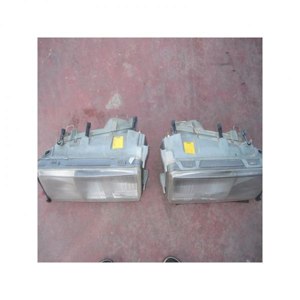 Mercedes 124 Optikkörpers Scheinwerfer und hinten Schattierungen von Mercedes 300 24V