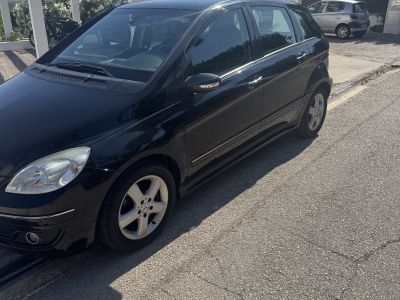 Mercedes B 200 Automatik Spanische Zulassung