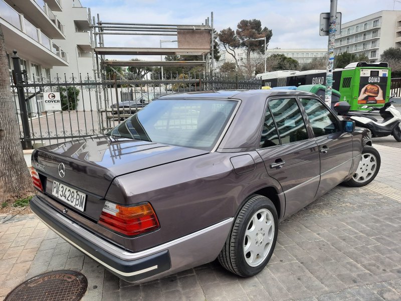 Mercedes-Benz 230 E W124 1992 Solo 73.000 km Pintura Original Sin Accidentes