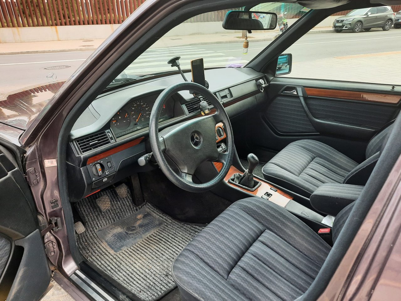 Mercedes-Benz 230 E W124 1992 Solo 73.000 km Pintura Original Sin Accidentes