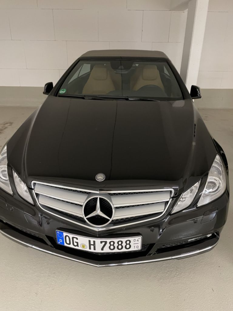 Mercedes-Benz E-Class CABRIO only 33.500km!!