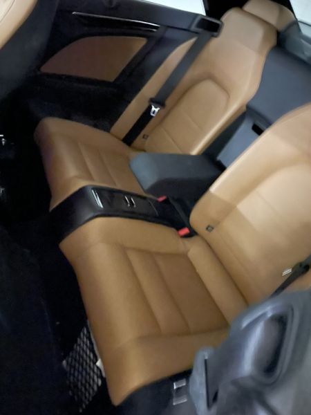 Mercedes-Benz E-Class CABRIO only 33.500km!!