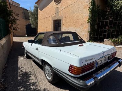 Mercedes-Benz SL 560 R107 Clásico