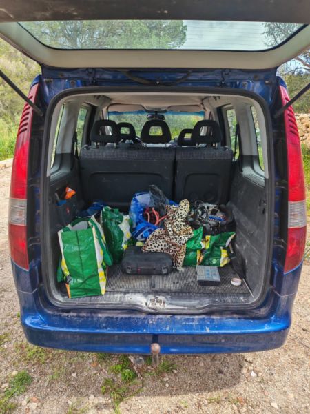 Mercedes Benz Vaneo Diesel, 08/2004, 91 hp, TÜV valid until 09.12.26, blue, tow hitch & car trailer