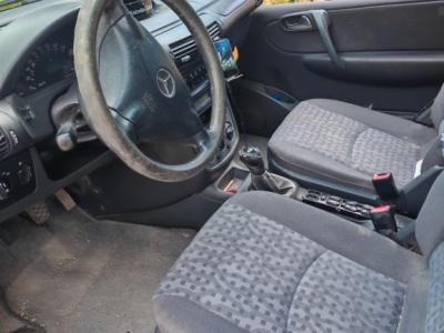 Mercedes Benz Vaneo Diesel, 08/2004, 91 hp, TÜV valid until 09.12.26, blue, tow hitch & car trailer