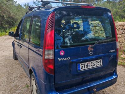 Mercedes Benz Vaneo Diesel, 08/2004, 91 hp, TÜV valid until 09.12.26, blue, tow hitch & car trailer