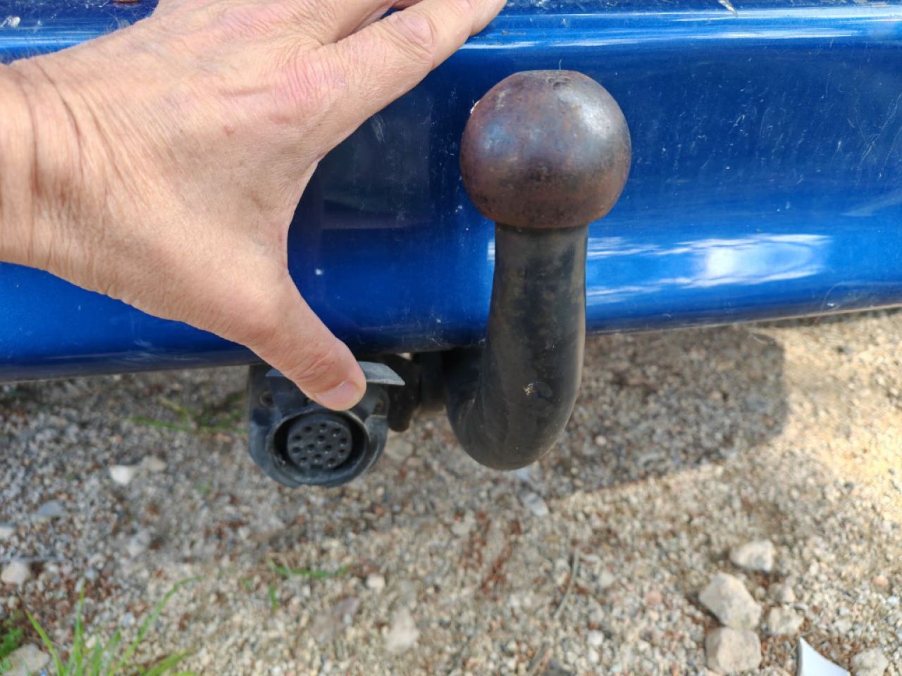 Mercedes Benz Vaneo Diesel, 08/2004, 91 hp, TÜV valid until 09.12.26, blue, tow hitch & car trailer