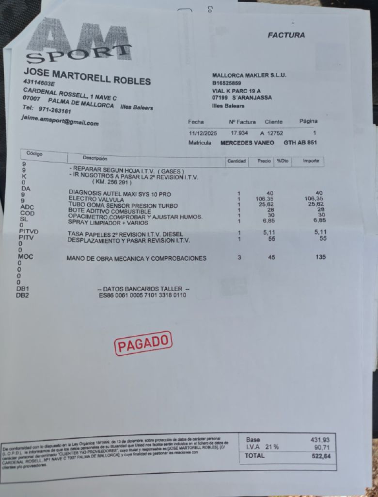 Mercedes Benz Vaneo Diesel, 08/2004, 91 hp, TÜV valid until 09.12.26, blue, tow hitch & car trailer