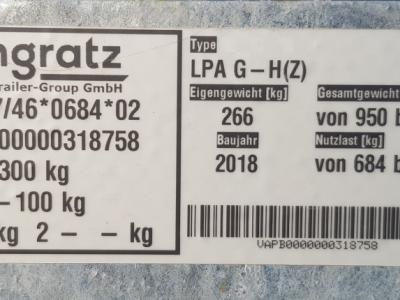 Mercedes Benz Vaneo Diesel, 08/2004, 91 hp, TÜV valid until 09.12.26, blue, tow hitch & car trailer