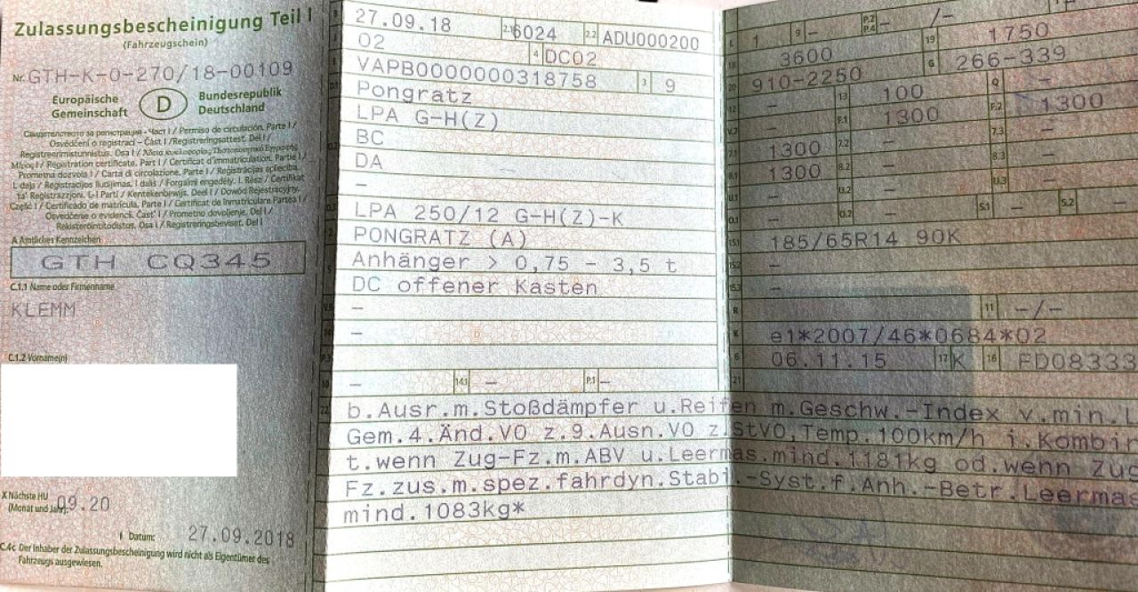 Mercedes Benz Vaneo Diesel, 08/2004, 91 hp, TÜV valid until 09.12.26, blue, tow hitch & car trailer