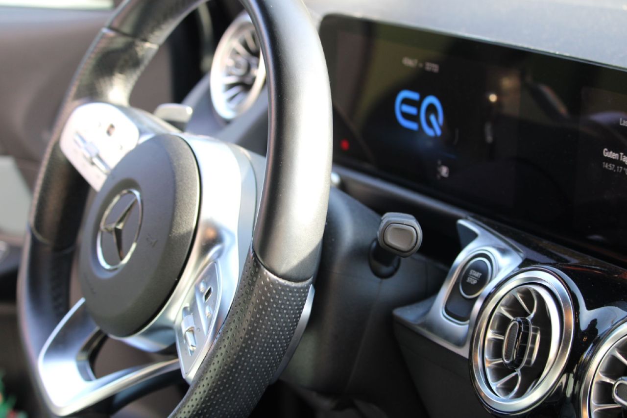 Mercedes EQB 350 4 Matic AMG Line