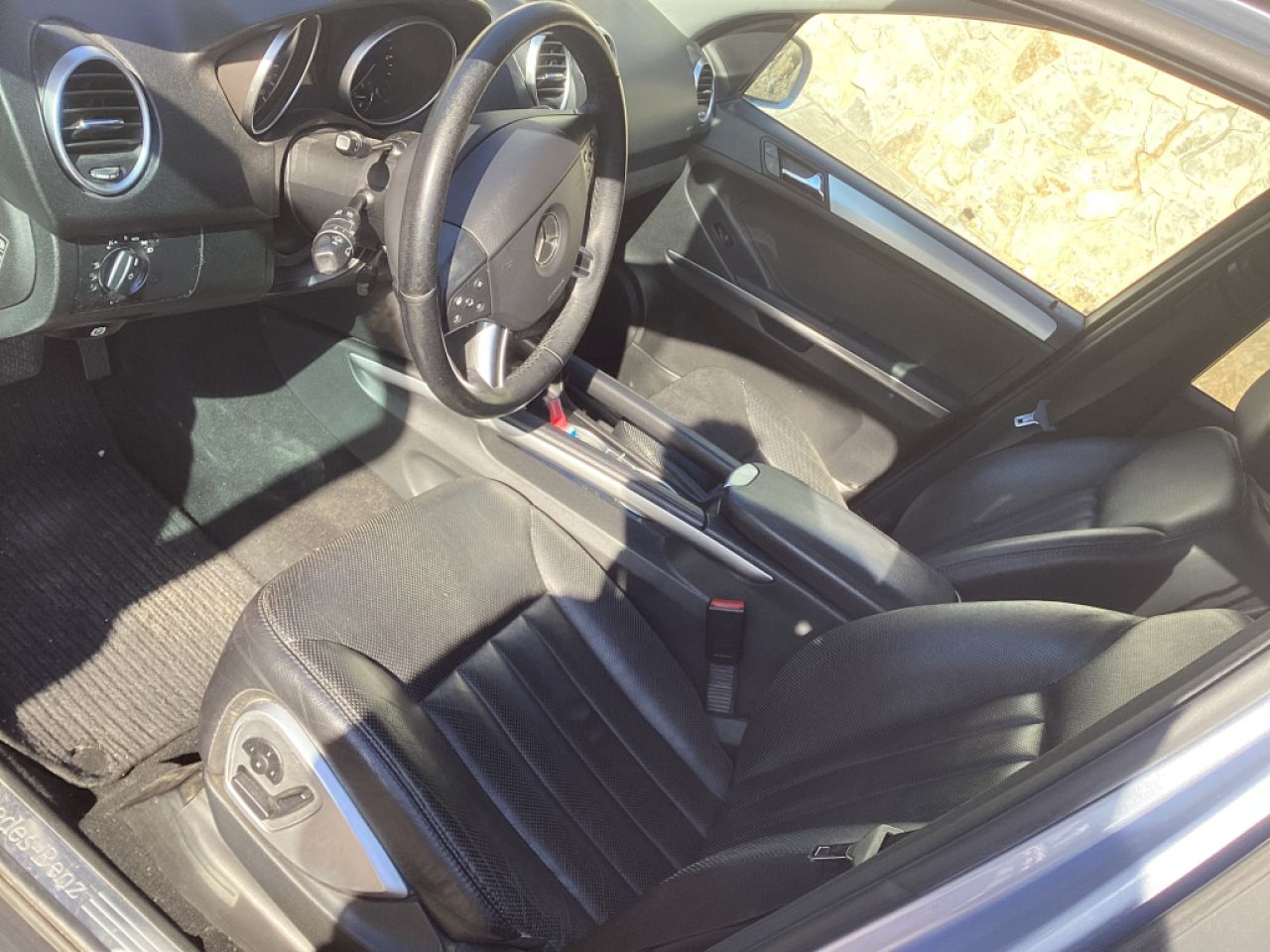 Mercedes ML 320 CDI - full equipment without tow hitch!