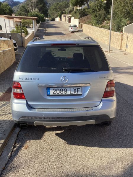 Mercedes ML 320 CDI - full equipment without tow hitch!