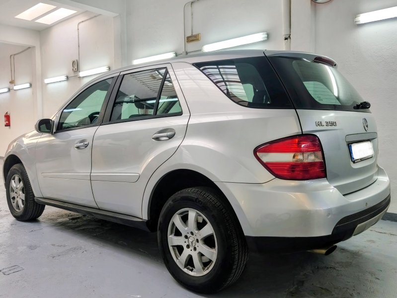 Mercedes ML 350 4x4 Automatik Benziner mit 272 PS