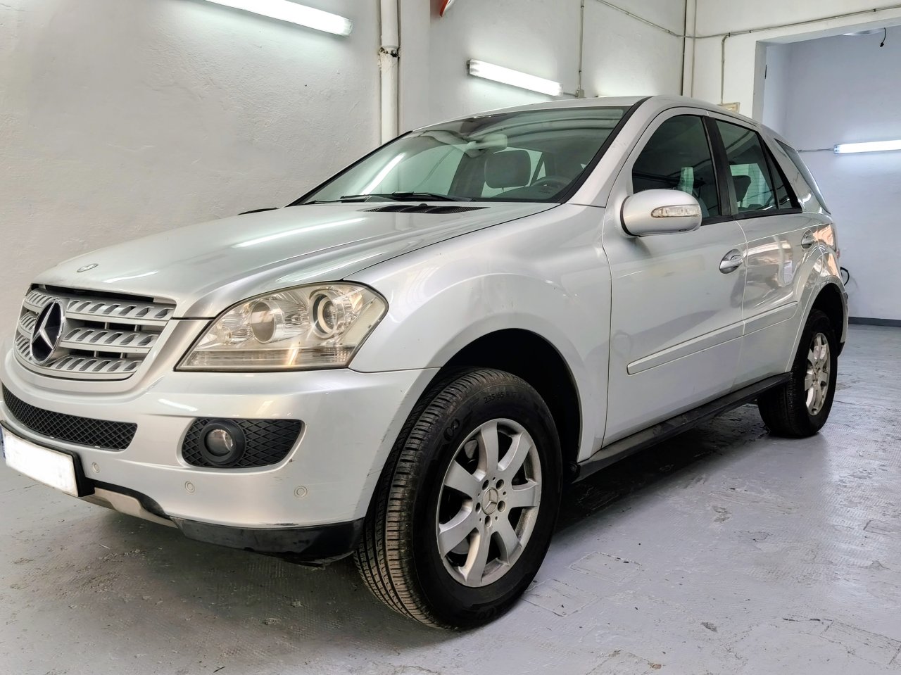Mercedes ML 350 4x4 Automatik Benziner mit 272 PS