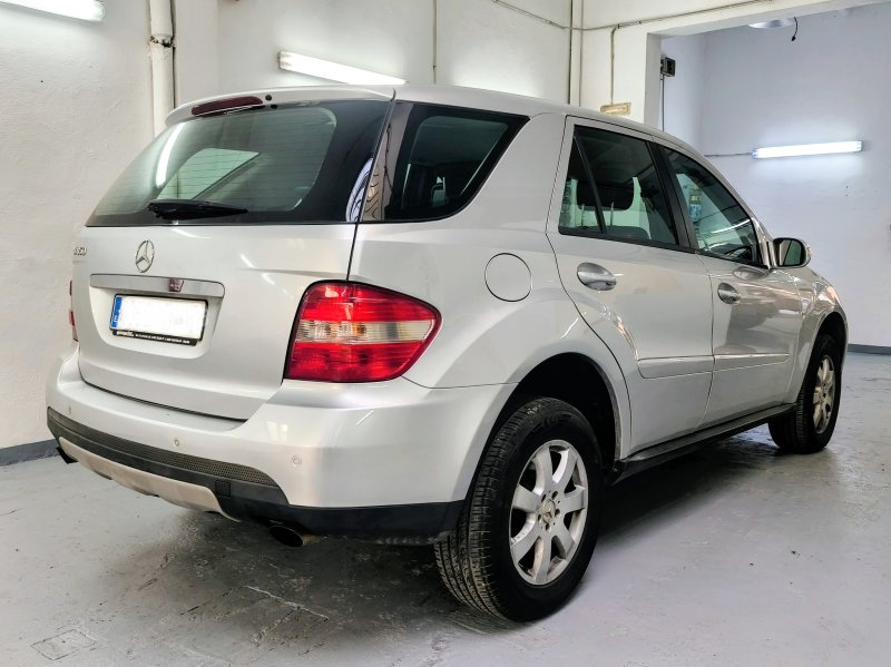 Mercedes ML 350 4x4 Automatik Benziner mit 272 PS