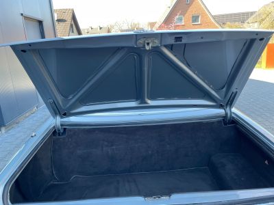 Mercedes SL500 R107 zum Fertigstellen